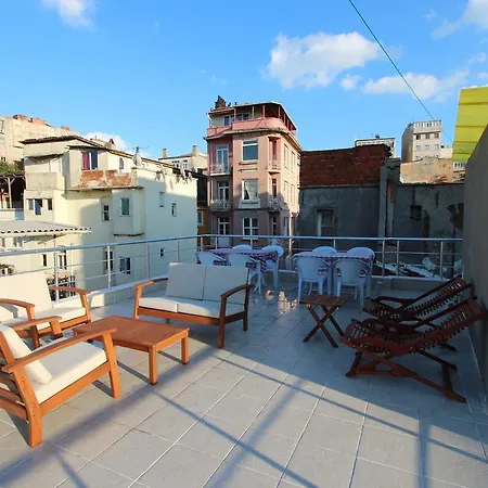 Nicoleport Hotel 3*