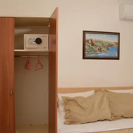 Hotel Nicoleport