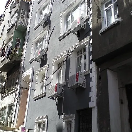 Nicoleport Hotel